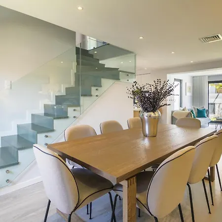 Semesterbostad Restelo Boutique Retreat By Cadenzalux *