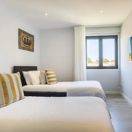Сasa de vacaciones Restelo Boutique Retreat By Cadenzalux *